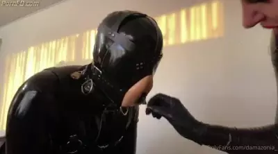 Mistress Damazonia Strap-on fucking