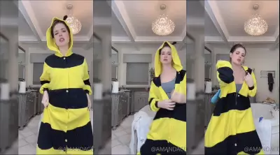 Amanda Cerny Nipple Slip Stripping Onlyfans Video Leaked