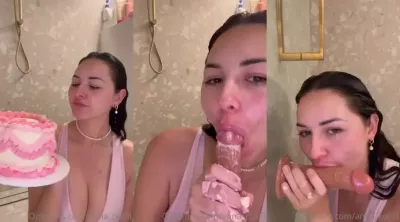 Anna Paul Sucking Huge Dildo Shower Video