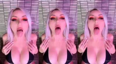 Jessica nigri Sexy Elf Of Bouncing Boobs
