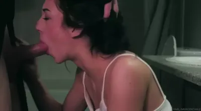 Karli Mergenthaler Nude Bathroom Sextape Video Leaked