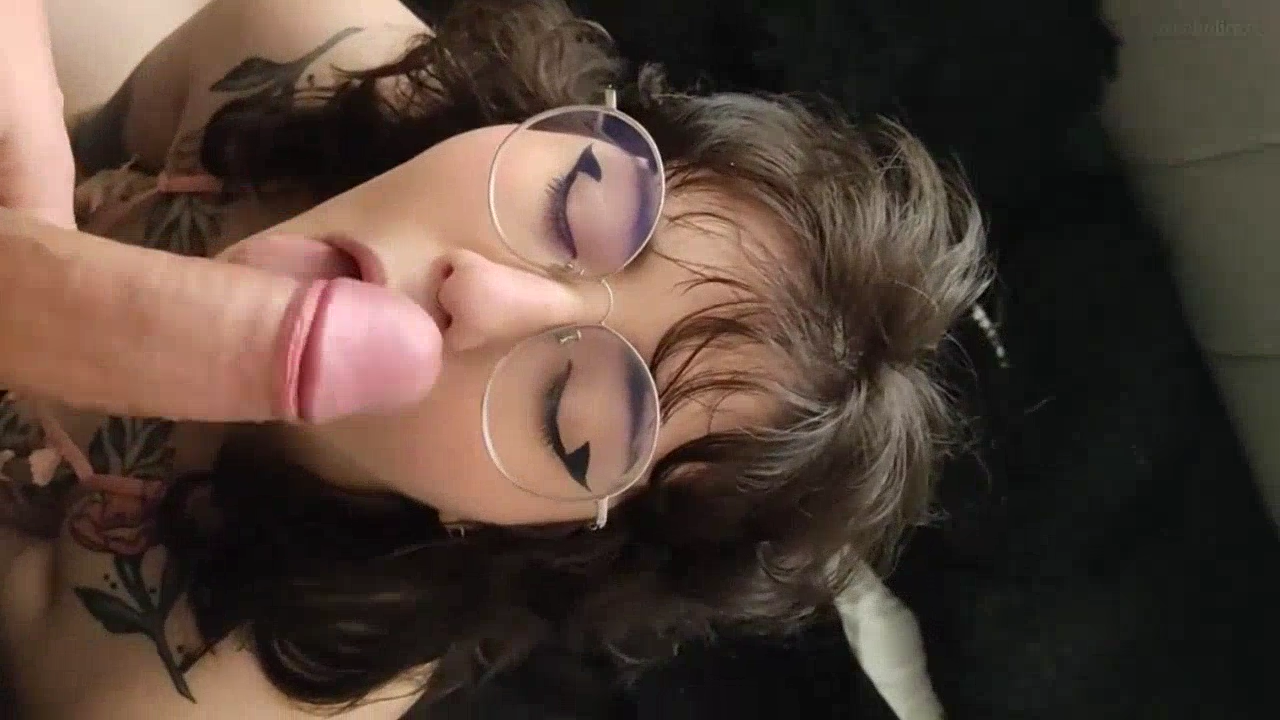 Egg2025 Goes Big Across Her Big Butts Video big ass