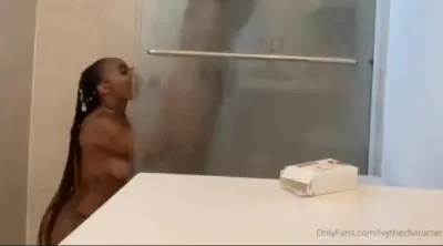 Ivy The Character Fucking hard in the shower