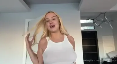 Tana Mongeau Flashing Big Boobs leaked