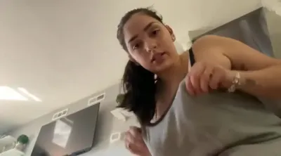 Hariel Ferrari Nude Big Tits Youtuber MILF