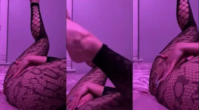 Siarlyxo Leaks Rubing Pussy So Lewd