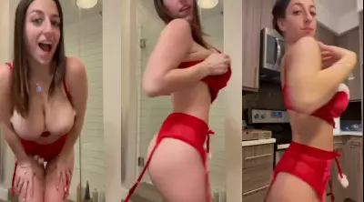 Megan McCarthy Nude Xmas Lingerie OnlyFans Video Leaked